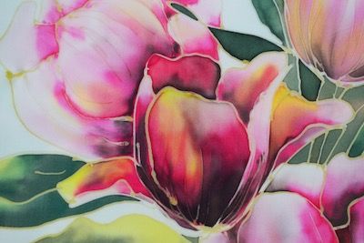 Seta dipinta a mano con tecnica serti - quadro tulipano dettaglio